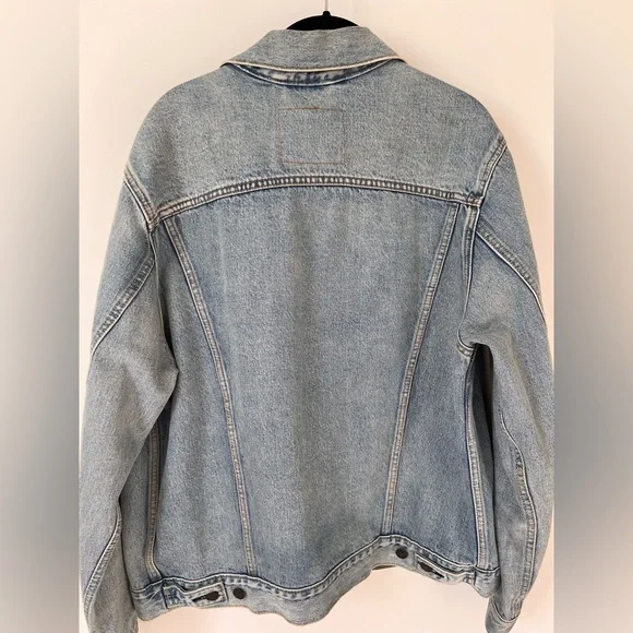 Levi's Light Blue Denim Jacket - Picture 2 of 5